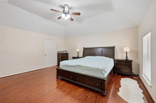 6730 Portuguese Bend Drive, Missouri City, TX 77459