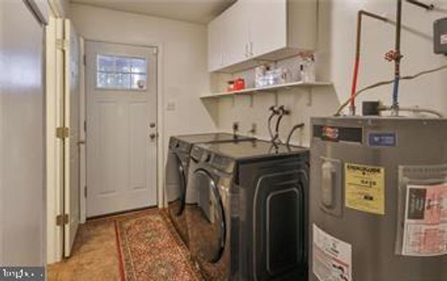 536 CAROL LN, Bath, PA 18014