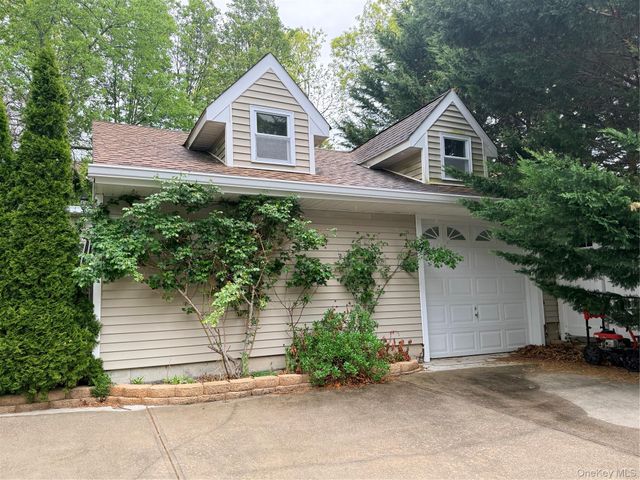 26 Long Beach Drive, Sound Beach, NY 11789