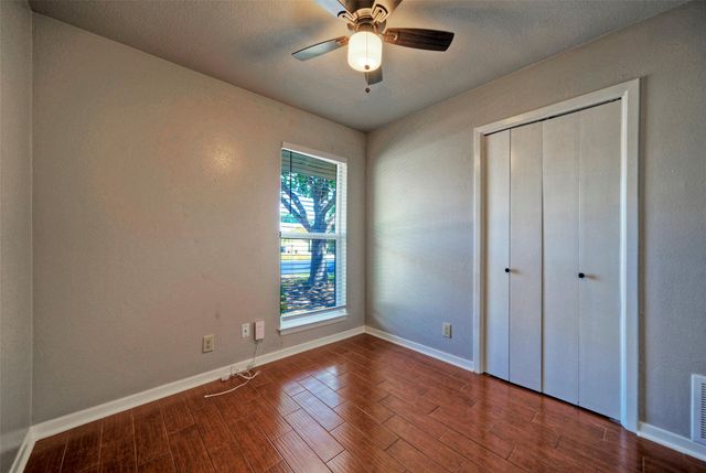 405 E GRADY DR, Austin, TX 78753
