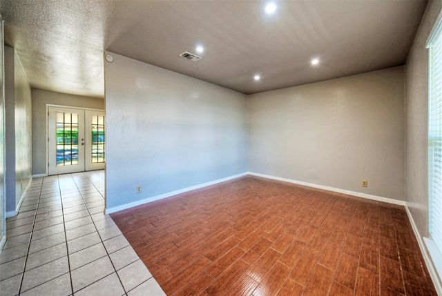 405 E GRADY DR, Austin, TX 78753