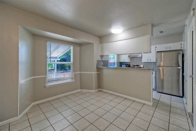 405 E GRADY DR, Austin, TX 78753