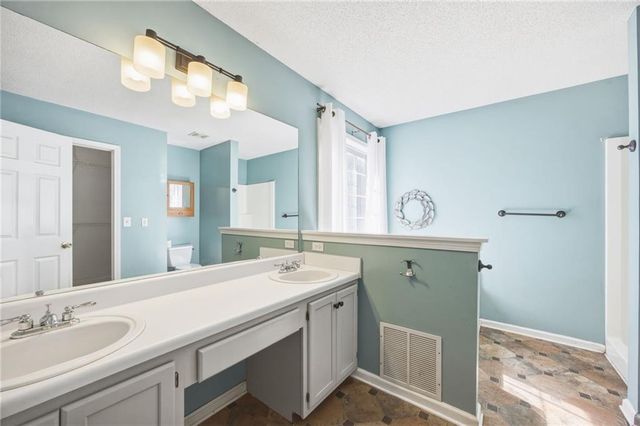 360 S Red Oak Way, Temple, GA 30179