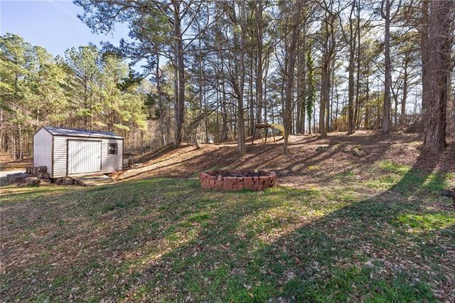 360 S Red Oak Way, Temple, GA 30179
