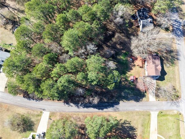 360 S Red Oak Way, Temple, GA 30179