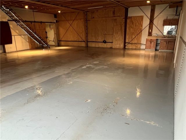 381 South Union Street, Ogden, NY 14559