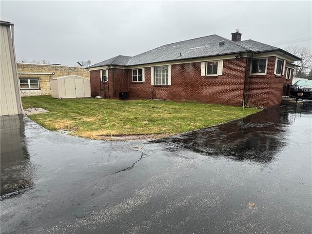 381 South Union Street, Ogden, NY 14559