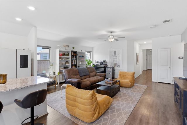 7409 Spring Ray DR, Del Valle, TX 78617