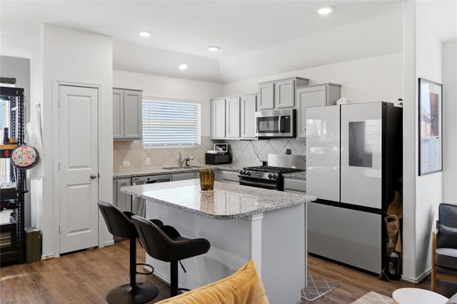 7409 Spring Ray DR, Del Valle, TX 78617