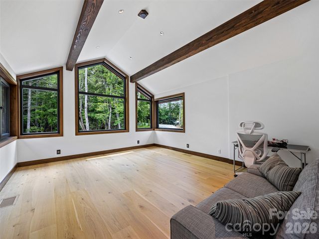 30 Banks Lane, Brevard, NC 28712