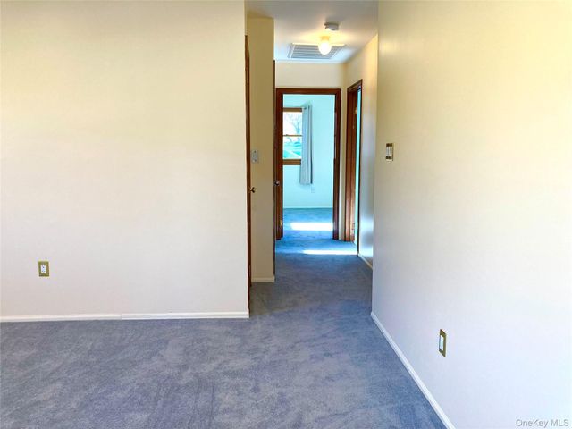 12 Soundview Avenue Upper, Oyster Bay, NY 11771