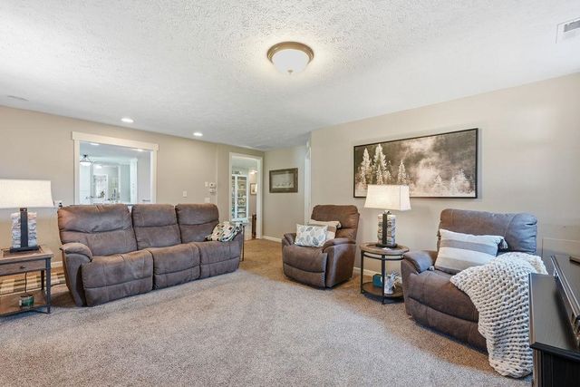 1616 W Strong Rd, Spokane, WA 99208