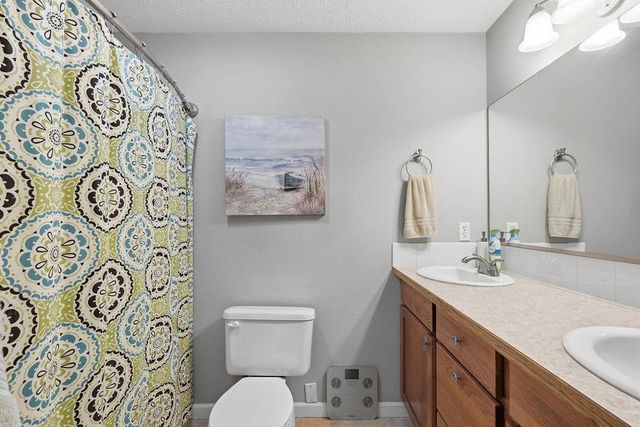 1616 W Strong Rd, Spokane, WA 99208