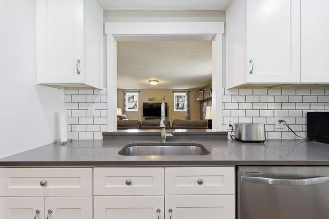 1616 W Strong Rd, Spokane, WA 99208