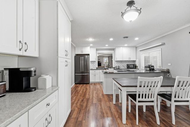 1616 W Strong Rd, Spokane, WA 99208