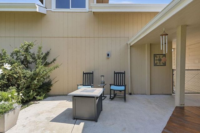 1616 W Strong Rd, Spokane, WA 99208