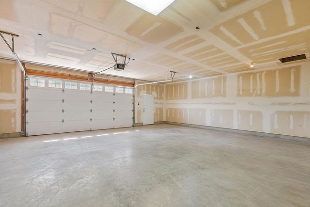 1616 W Strong Rd, Spokane, WA 99208