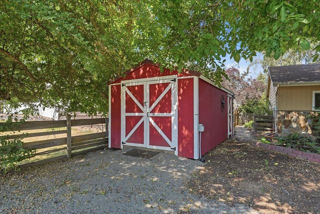 1616 W Strong Rd, Spokane, WA 99208