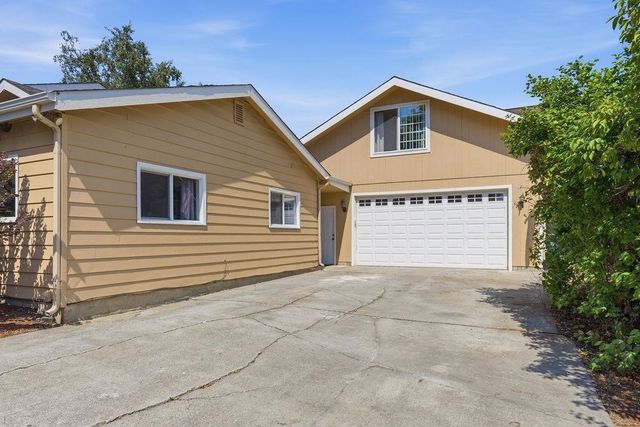 1616 W Strong Rd, Spokane, WA 99208