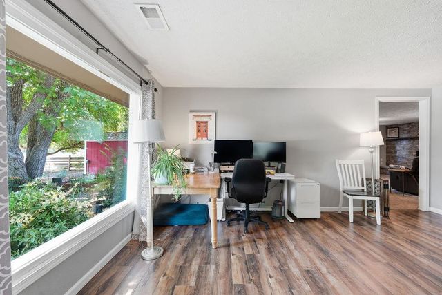 1616 W Strong Rd, Spokane, WA 99208
