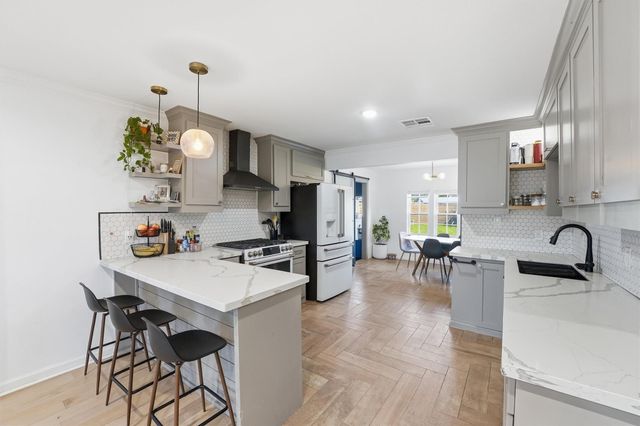 7110 Jalna Street, Houston, TX 77055