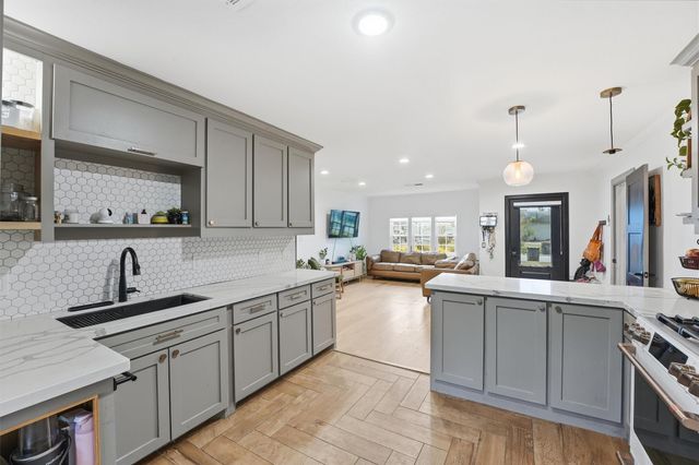 7110 Jalna Street, Houston, TX 77055