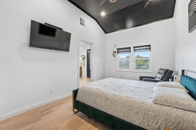 7110 Jalna Street, Houston, TX 77055