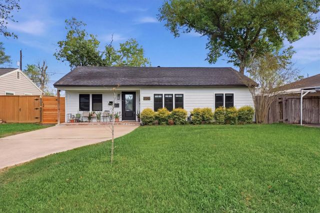 7110 Jalna Street, Houston, TX 77055