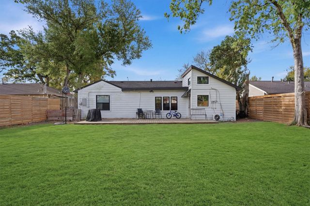 7110 Jalna Street, Houston, TX 77055