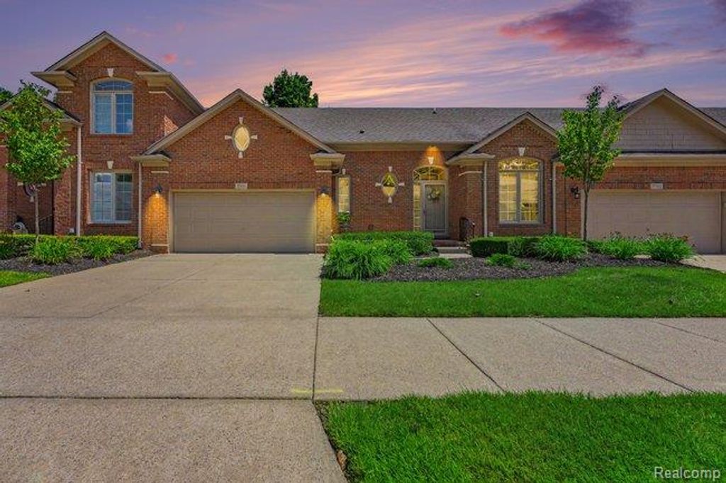 57554 Brookfield Way, Washington, MI 48094