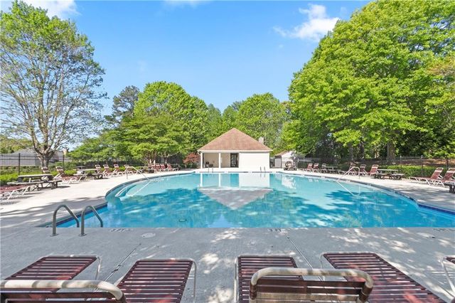 668 Sweetfern Lane, Sugar Hill, GA 30518