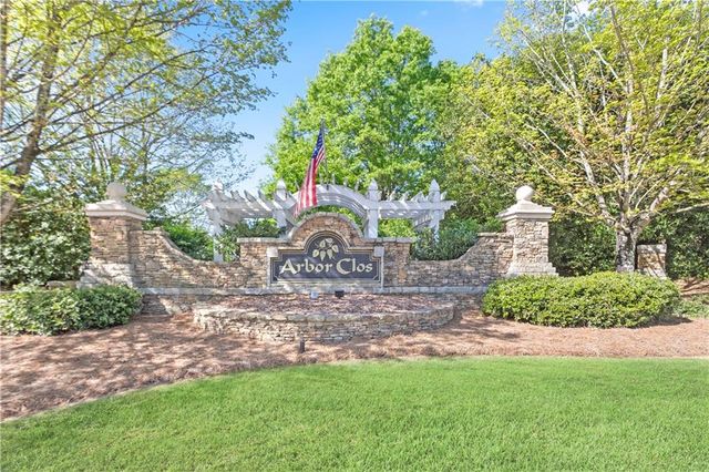 668 Sweetfern Lane, Sugar Hill, GA 30518