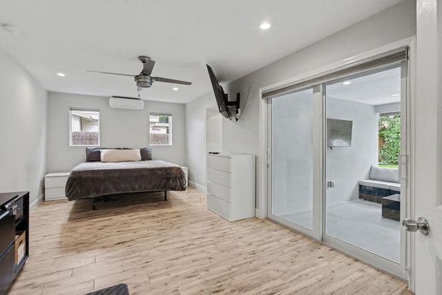 124 SW 11th Avenue, Boynton Beach, FL 33435