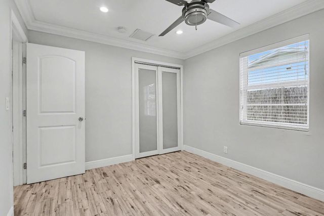 124 SW 11th Avenue, Boynton Beach, FL 33435