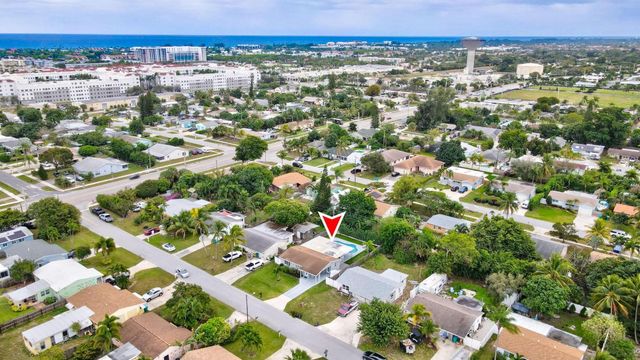 124 SW 11th Avenue, Boynton Beach, FL 33435