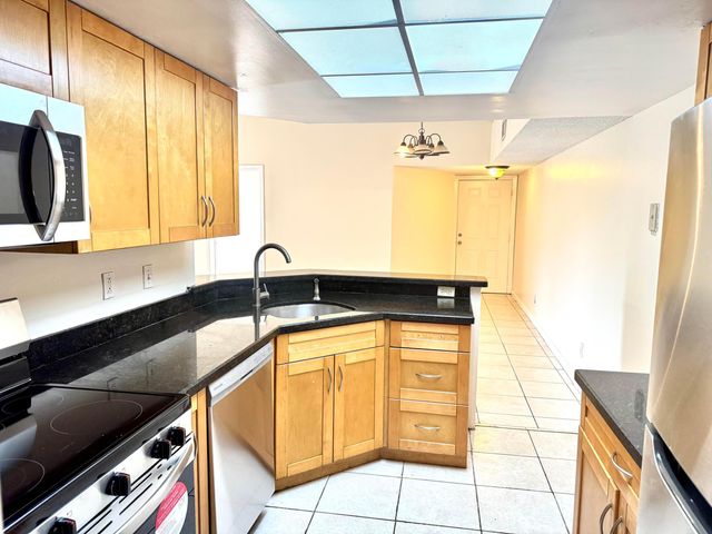 9166 W ATLANTIC Boulevard 1633, Coral Springs, FL 33071
