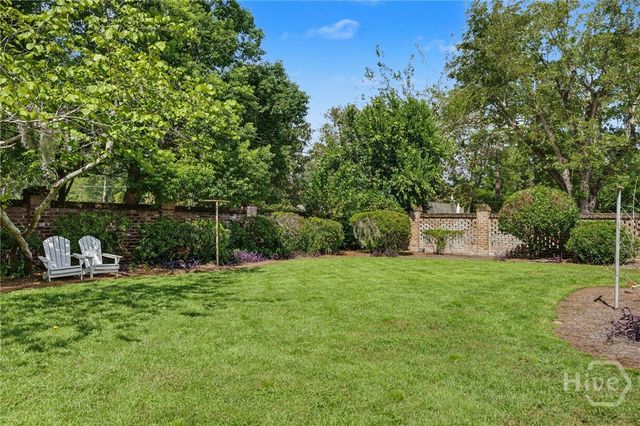 5713 Sweetbriar Circle, Savannah, GA 31406