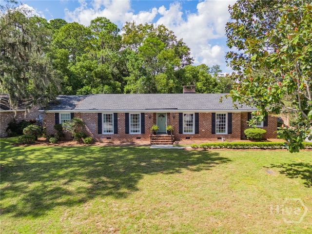 5713 Sweetbriar Circle, Savannah, GA 31406