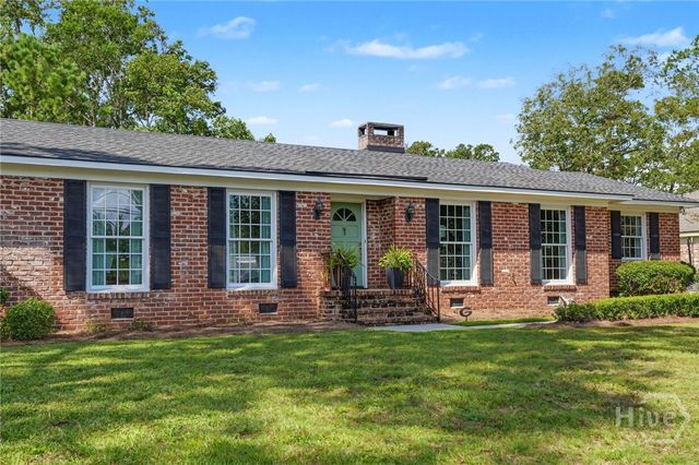 5713 Sweetbriar Circle, Savannah, GA 31406