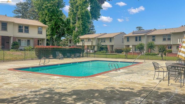 1808 Wildbrook Ct D, Concord, CA 94521