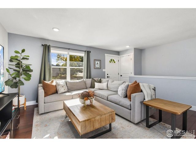 630 Homestead Ct, Fort Collins, CO 80526