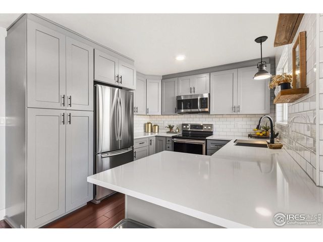 630 Homestead Ct, Fort Collins, CO 80526