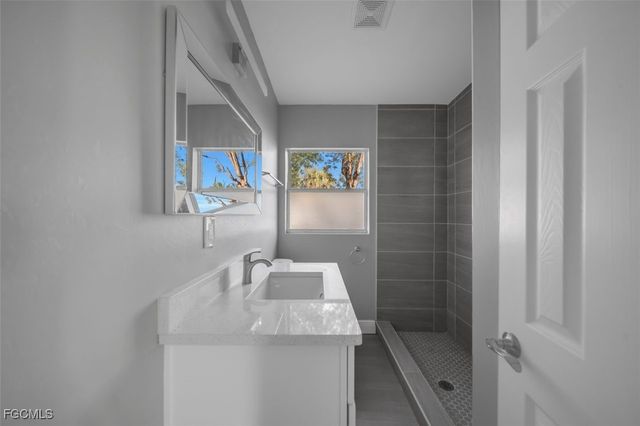 27044 Briar CT, Punta Gorda, FL 33983