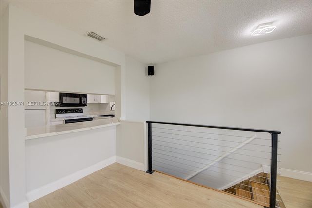 8800 NW 30th St 11-4, Coral Springs, FL 33065