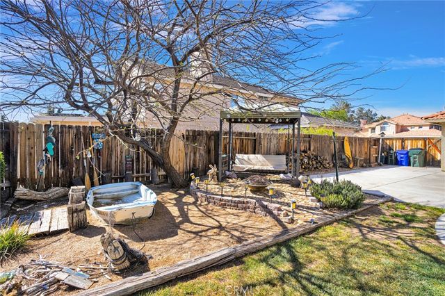 19149 San Jacinto Way, Apple Valley, CA 92308