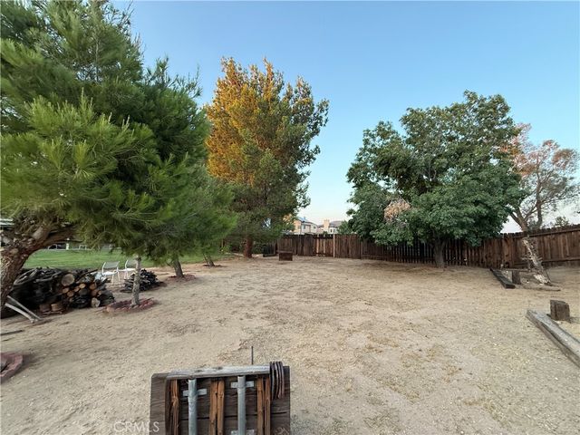 19149 San Jacinto Way, Apple Valley, CA 92308