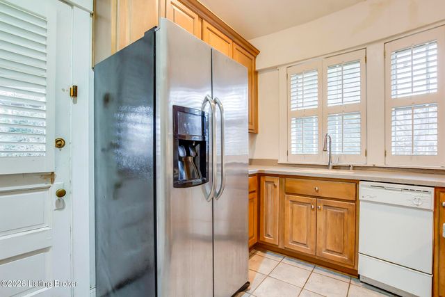 2026 Cherokee Pkwy APT A, Louisville, KY 40204