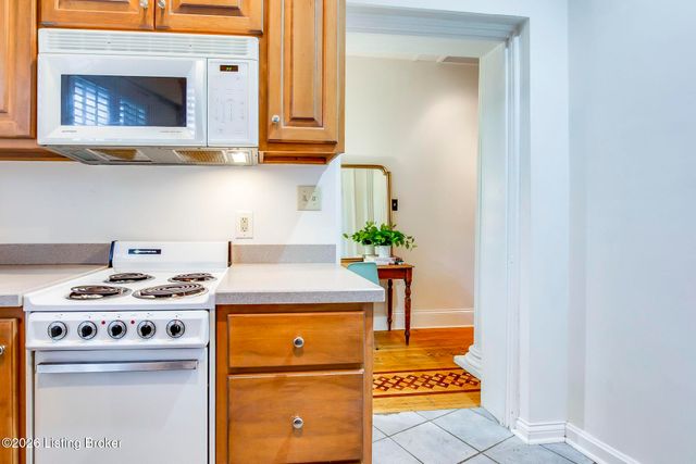 2026 Cherokee Pkwy APT A, Louisville, KY 40204