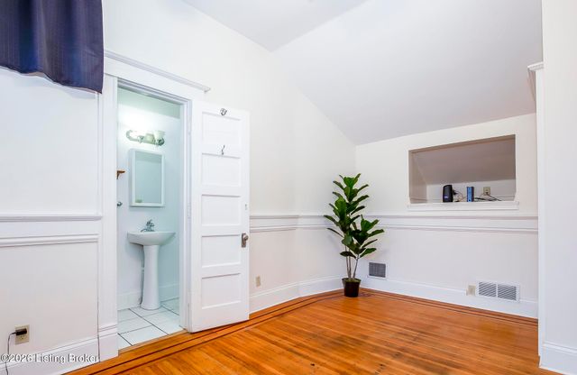 2026 Cherokee Pkwy APT A, Louisville, KY 40204