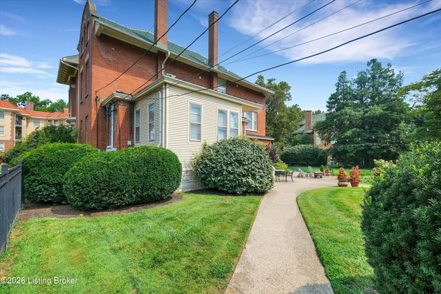 2026 Cherokee Pkwy APT A, Louisville, KY 40204